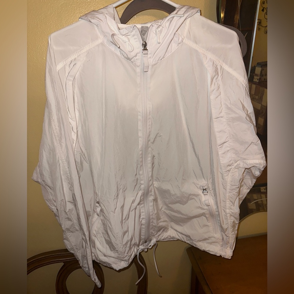NWOT Athleta windbreaker sz large